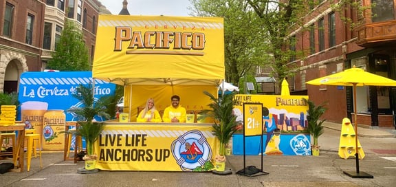 10x10 MONARCH StoreFront Counter 8x10 Media Wall Pacifico (1)