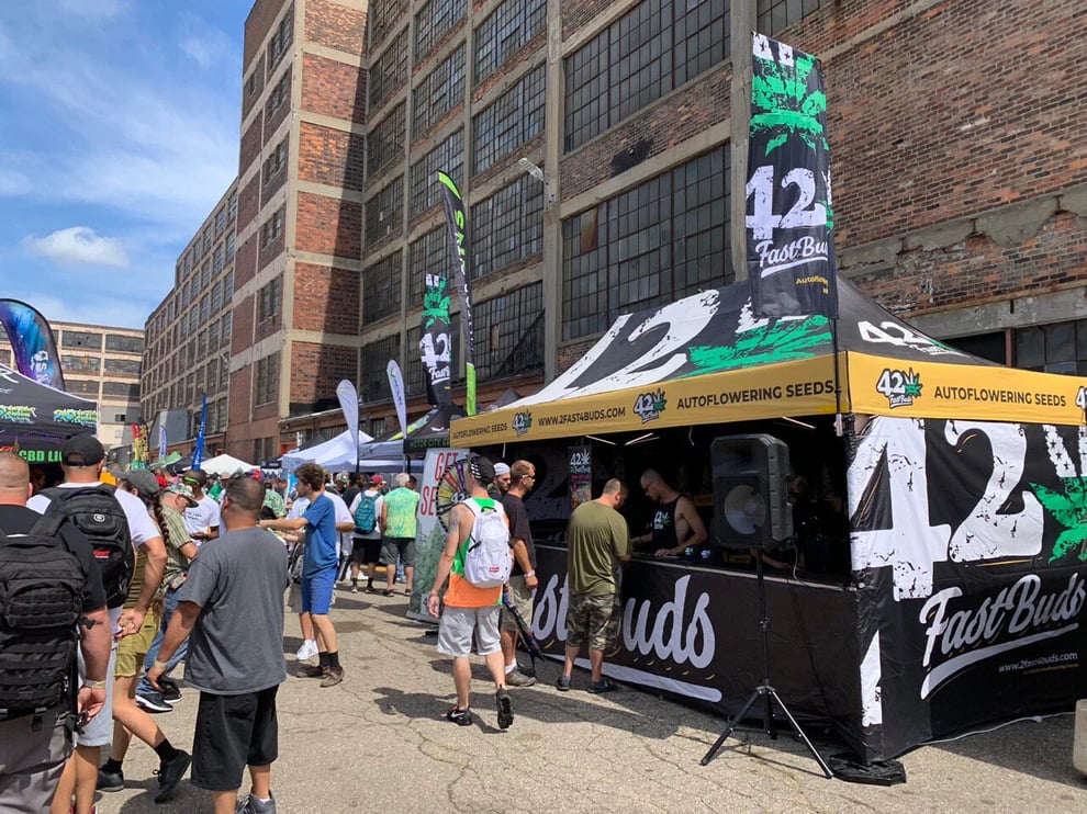 Custom 10x20 Canopy Tent for Fast Buds