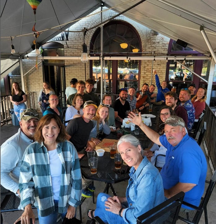 keweenawbrewing_25x25_futuretrac_people
