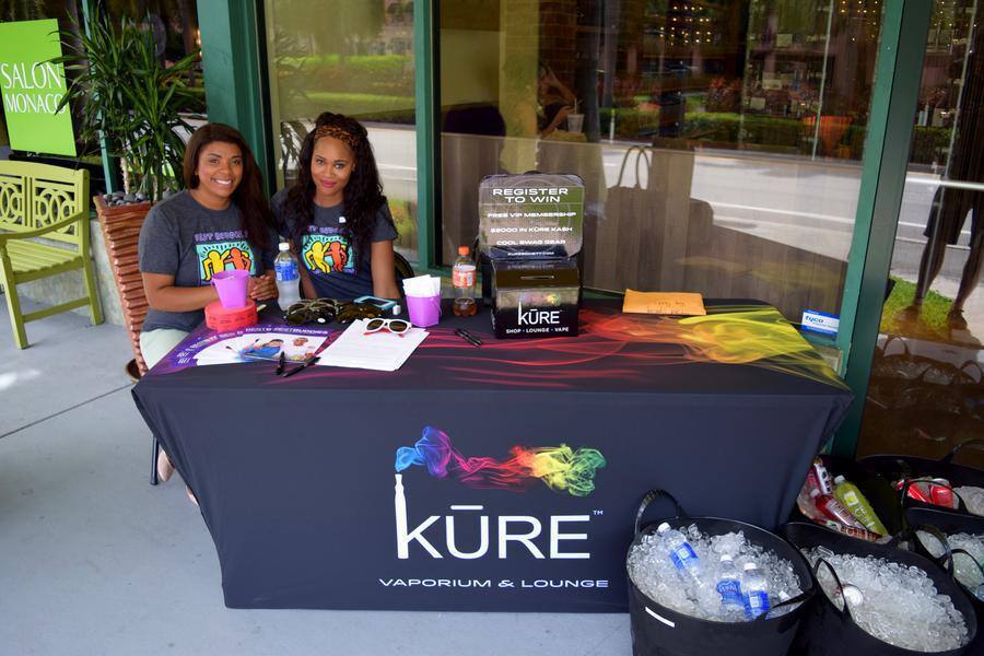 Kure Stretch Table Cover