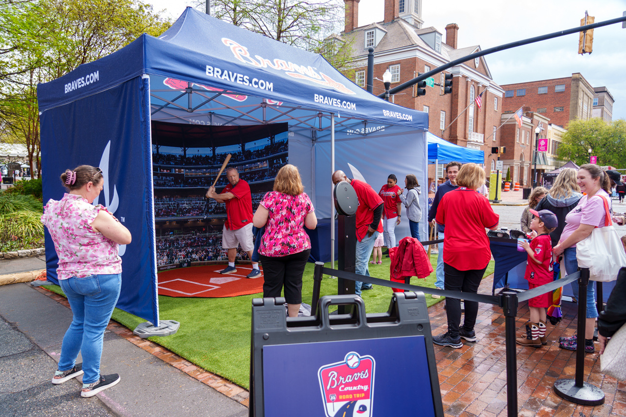 Atlanta Braves Pose at the Plate Fan Experience