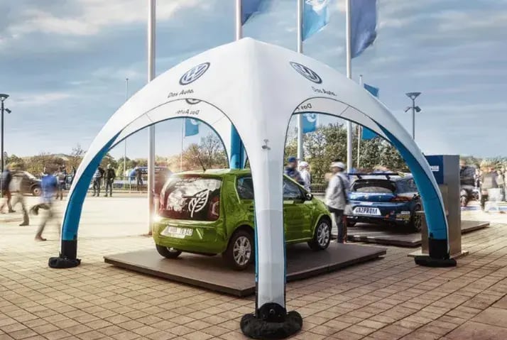 vw_custom_inflatable_tent_display-4