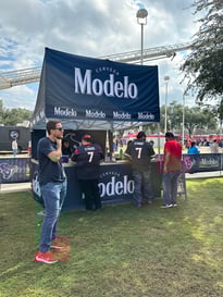 modelo 10x10 MONARCH Storefront Counters