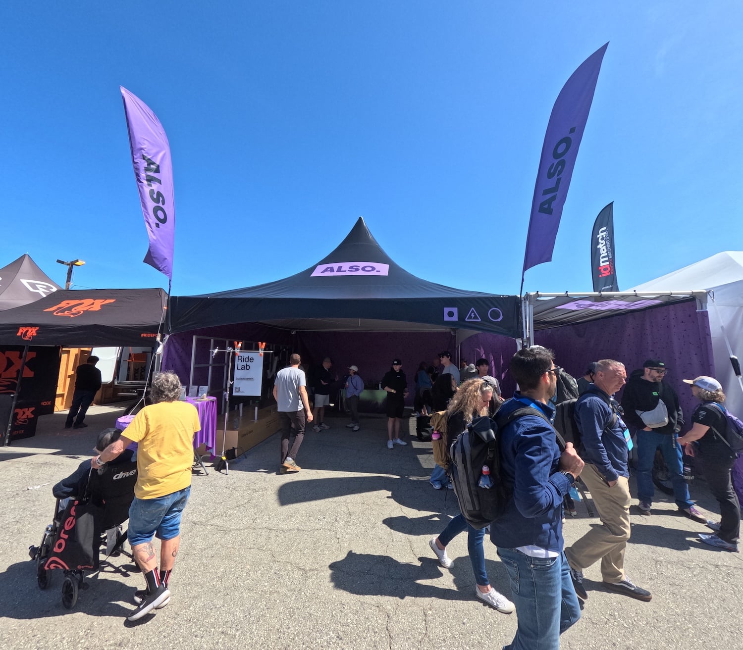 ALSO E-Series highly visible and packed with people