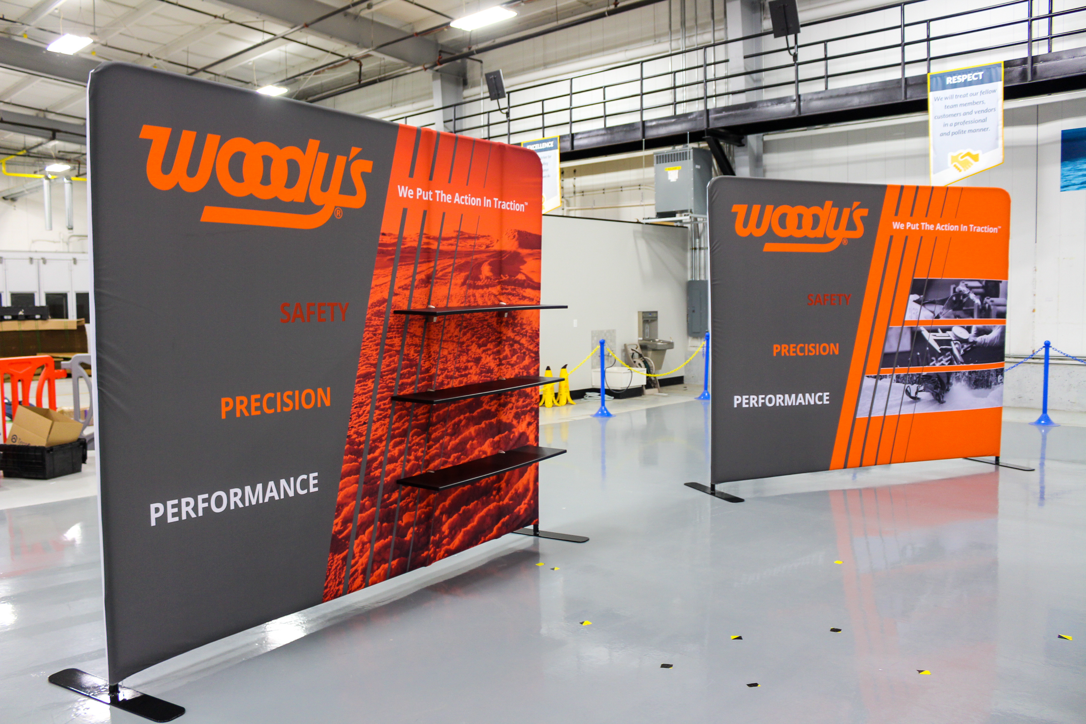 Woody’s Arched Event Backdrop Trade Show Setup