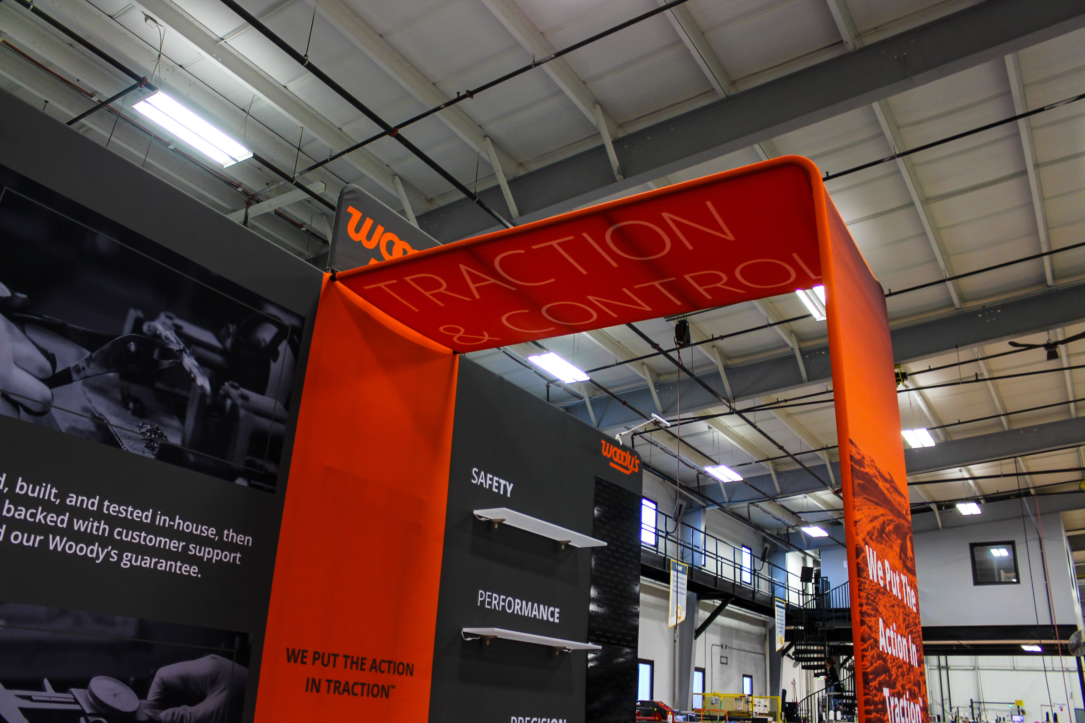 Woody’s Arched Event Backdrop Trade Show Setup