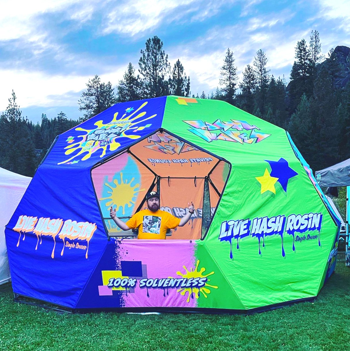 10 Custom Event Tents for the Cannabis Industry