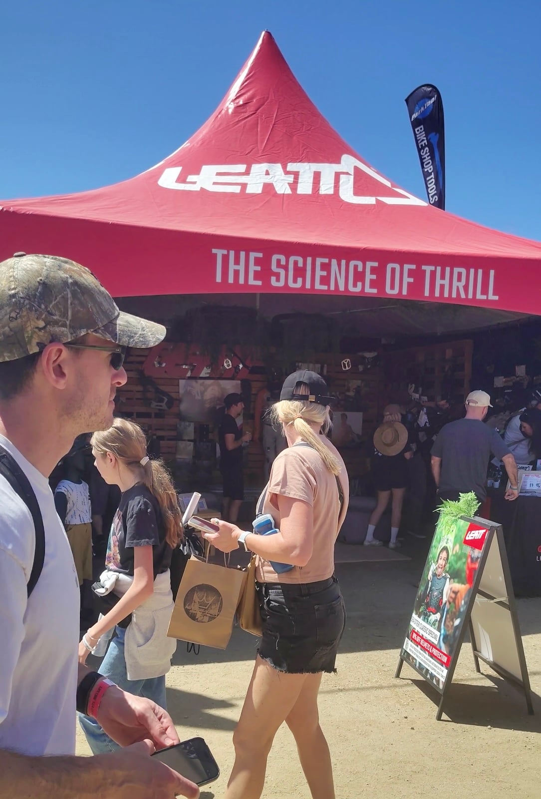 Leatt 20x20 E-Series Sea Otter Classic Peak