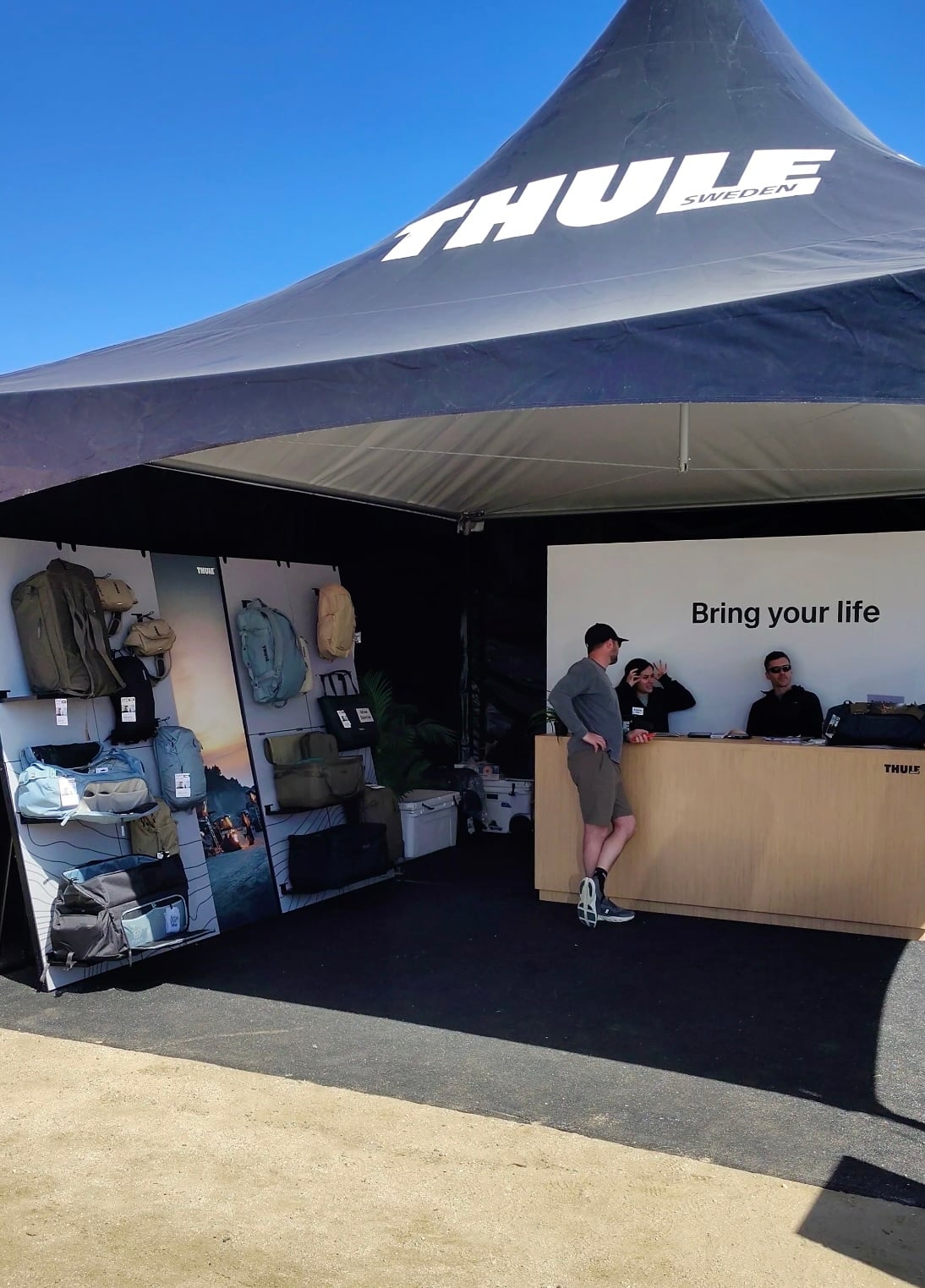 Thule 20x20 E-Series Under the Canopy Displays and Checkout