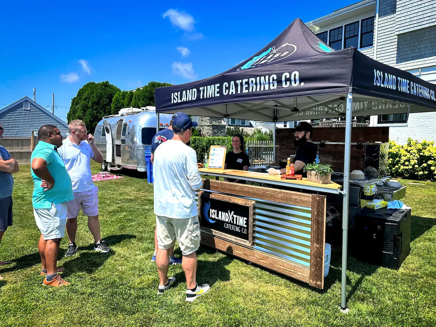 mightyTENT for a food vendor at an outdoor event